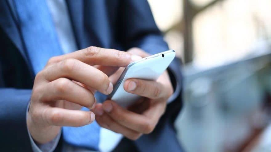 O‘zbekistonda har 100 ta xo‘jalikka qancha mobil telefon to‘g‘ri kelishi ma'lum qilindi