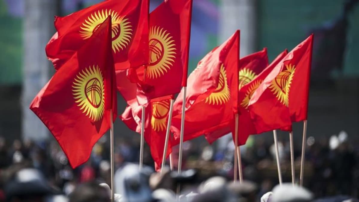 В Кыргызстане побит рекорд по количеству кандидатов в президенты