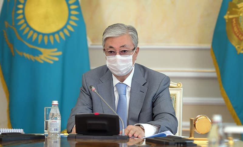 В Казахстане президент дал правительству две недели на улучшение ситуации с коронавирусом и пригрозил отставкой