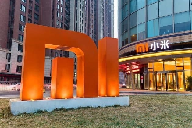 Xiaomi Pentagon va AQSh moliya vazirligini sudga berdi