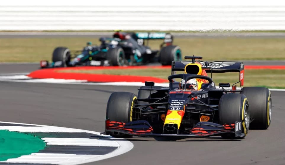 “Formula-1”ning 70 yilligiga bag‘ishlangan poygada Maks Ferstappen g‘alaba qozondi