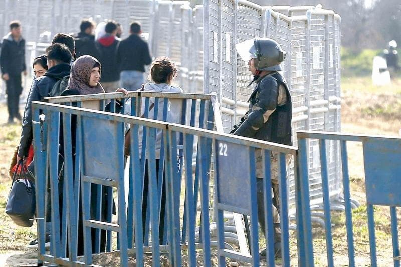 OHCHR: Many refugees, stateless persons and migrants are at heightened risk in the face of the COVID-19 crisis