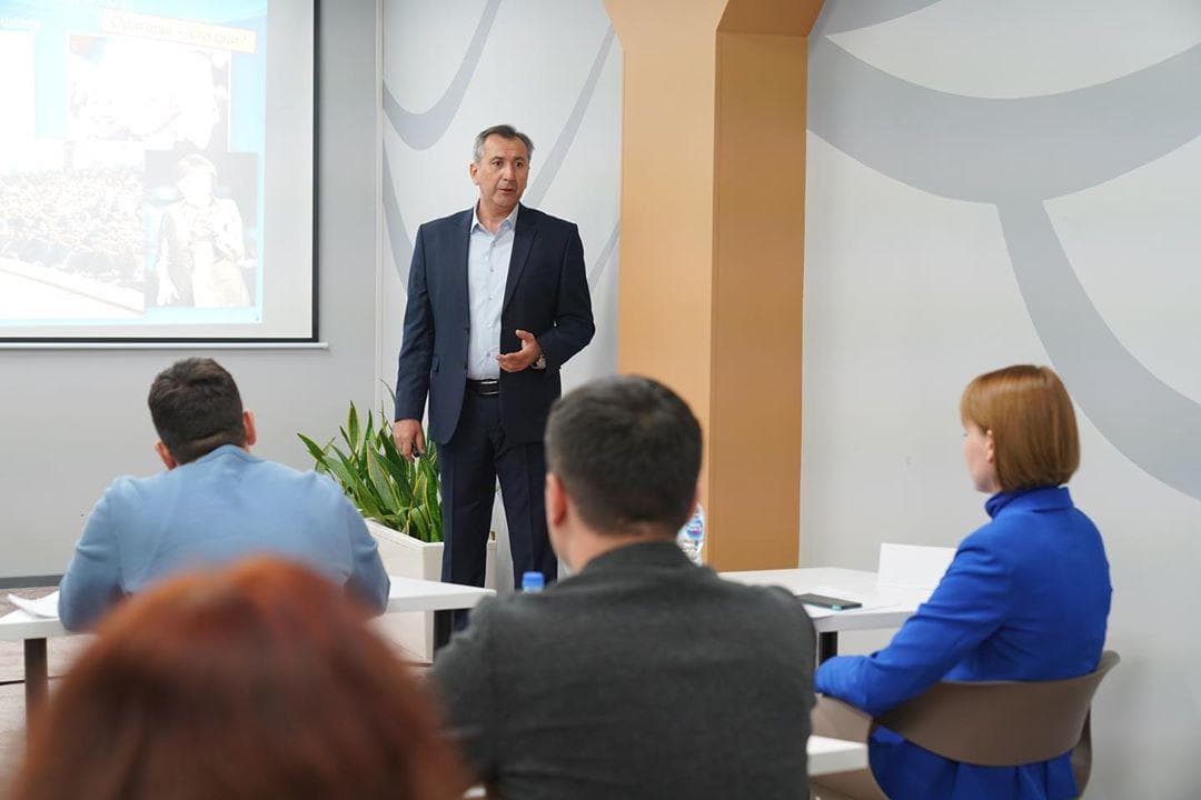 Mass-media fondi notiqlik mahorati bo‘yicha trening tashkil etdi