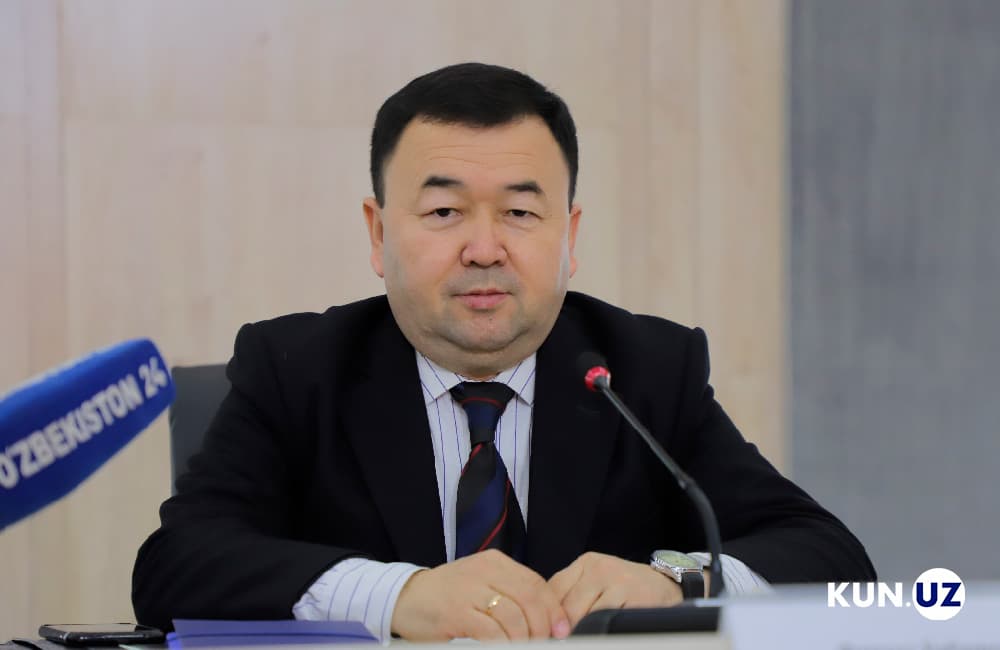 «Vazirlik birorta OTMga forma bo‘yicha talab qo‘ymagan» - Farhod Babashev