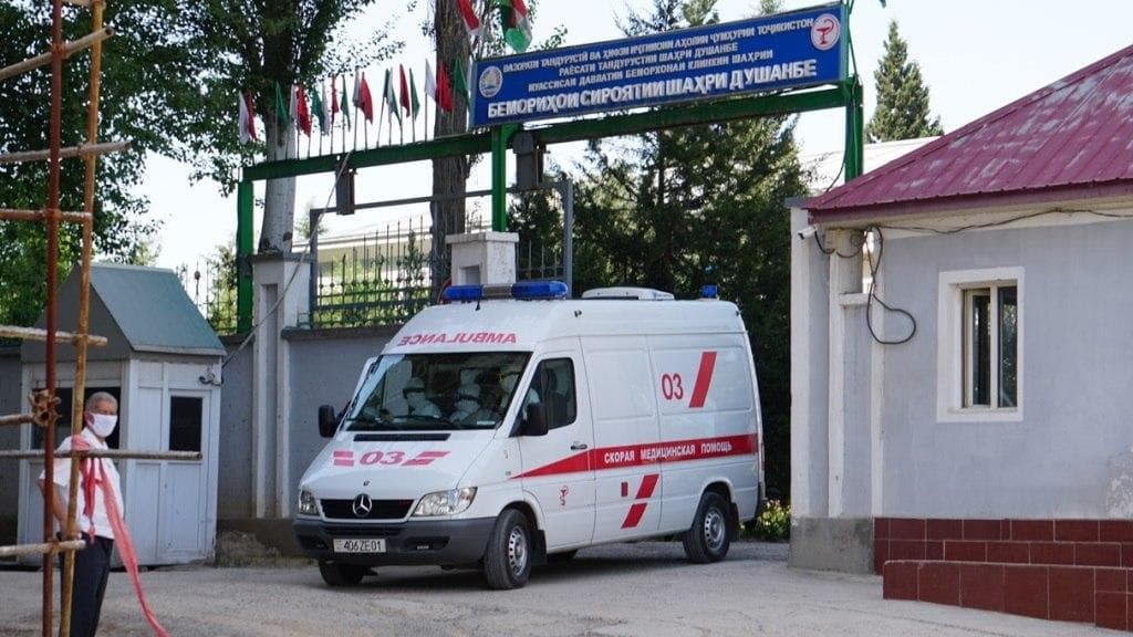 Tojikistonda yana 102 kishida koronavirus aniqlandi, uch kishi vafot etdi