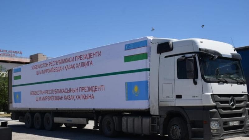 O‘zbekiston Qozog‘istonning Turkiston viloyatiga insonparvarlik yordami jo‘natdi