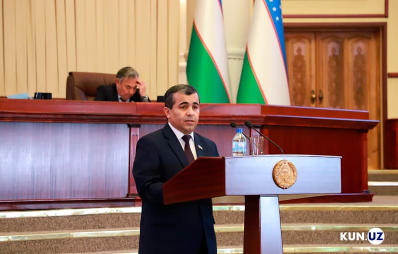 «SSV har bir bemorga qancha pul sarflanayotgani, qancha shifokor himoya vositasi bilan ta'minlangan, qanchasi kasallanganini ochiq aytishi kerak» – deputat