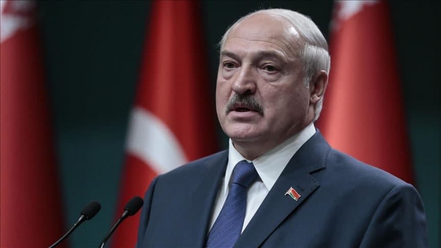 Lukashenko Polshaga ishlashga ketayotgan shifokorlarni Belarusga qaytib kiritmaslikni buyurdi