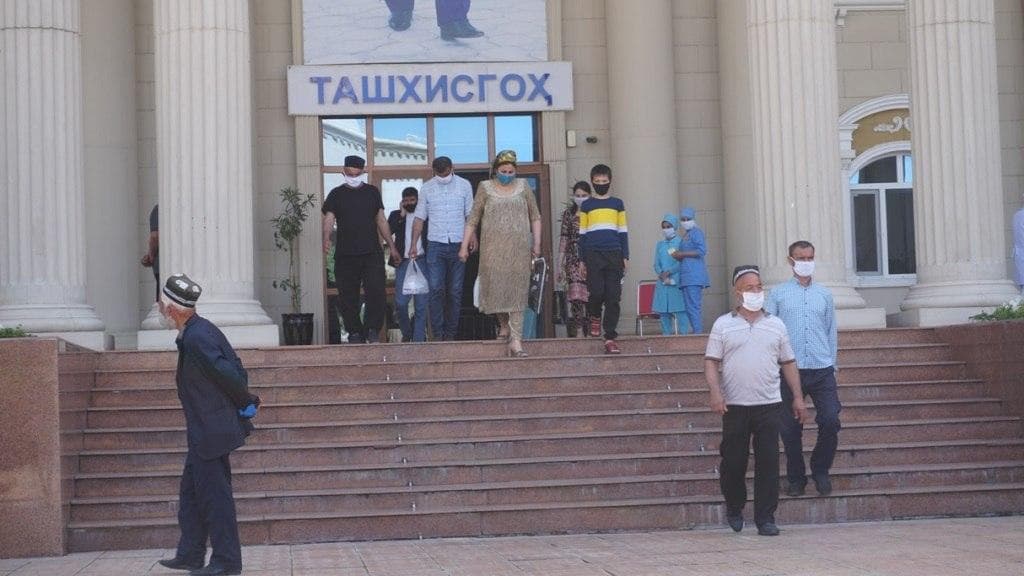 Tojikistonda kunlik o‘sish ketma-ket to‘rtinchi kun 200 nafardan oshmoqda