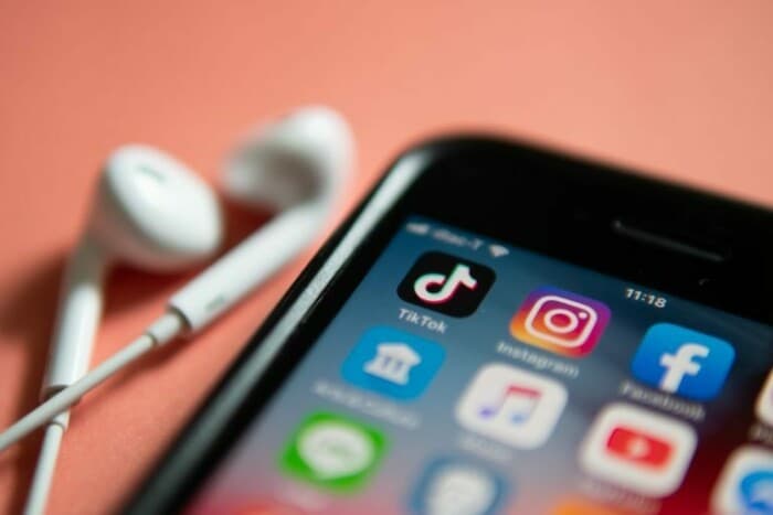 Dunyo bo‘yicha smartfonlarga eng ko‘p ko‘chirib olingan ilova TikTok bo‘ldi