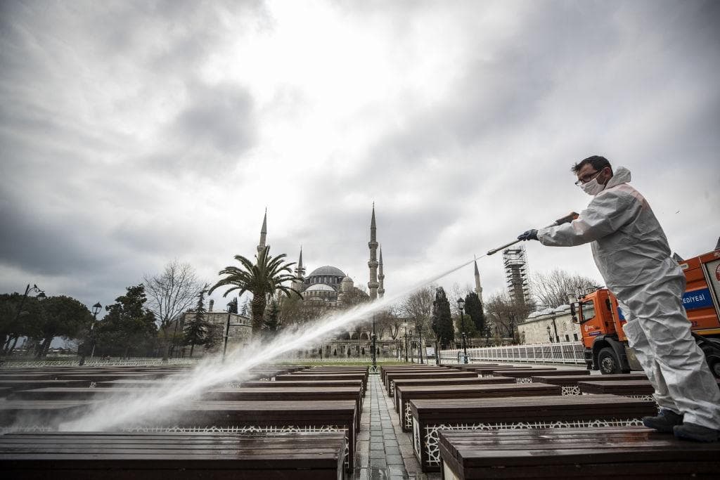 Turkiya koronavirusga qarshi qanday kurashmoqda?