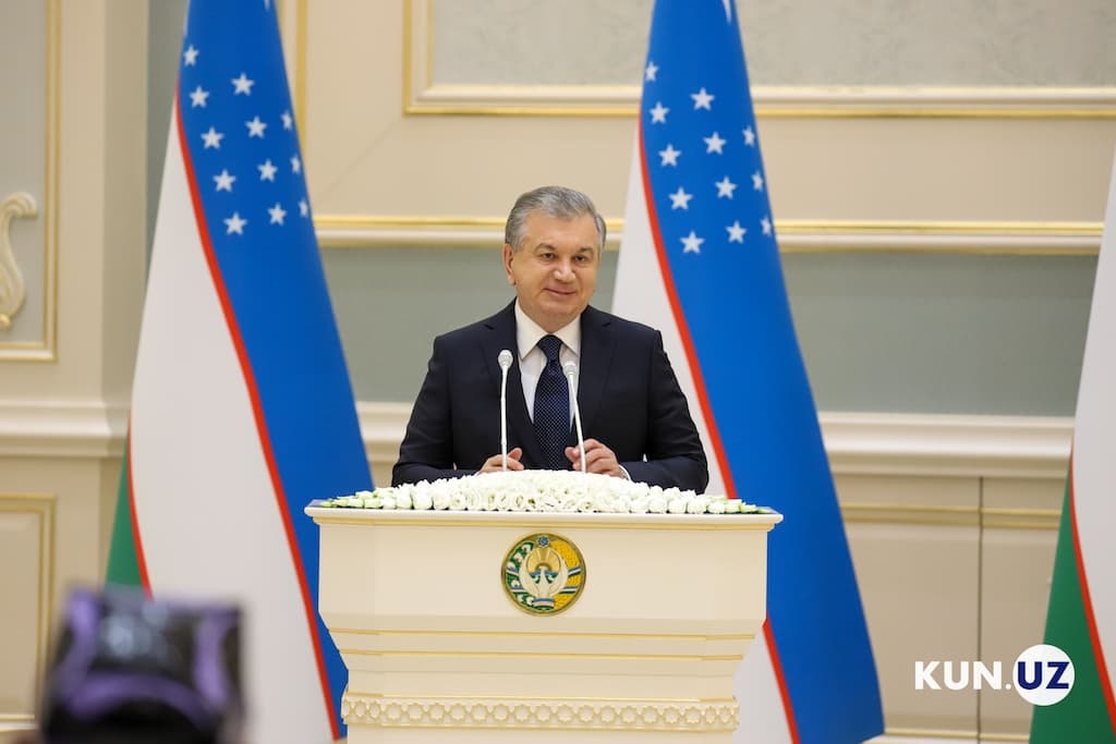 Shavkat Mirziyoyev Ko‘ksaroyda davlat mukofotlarini topshirdi