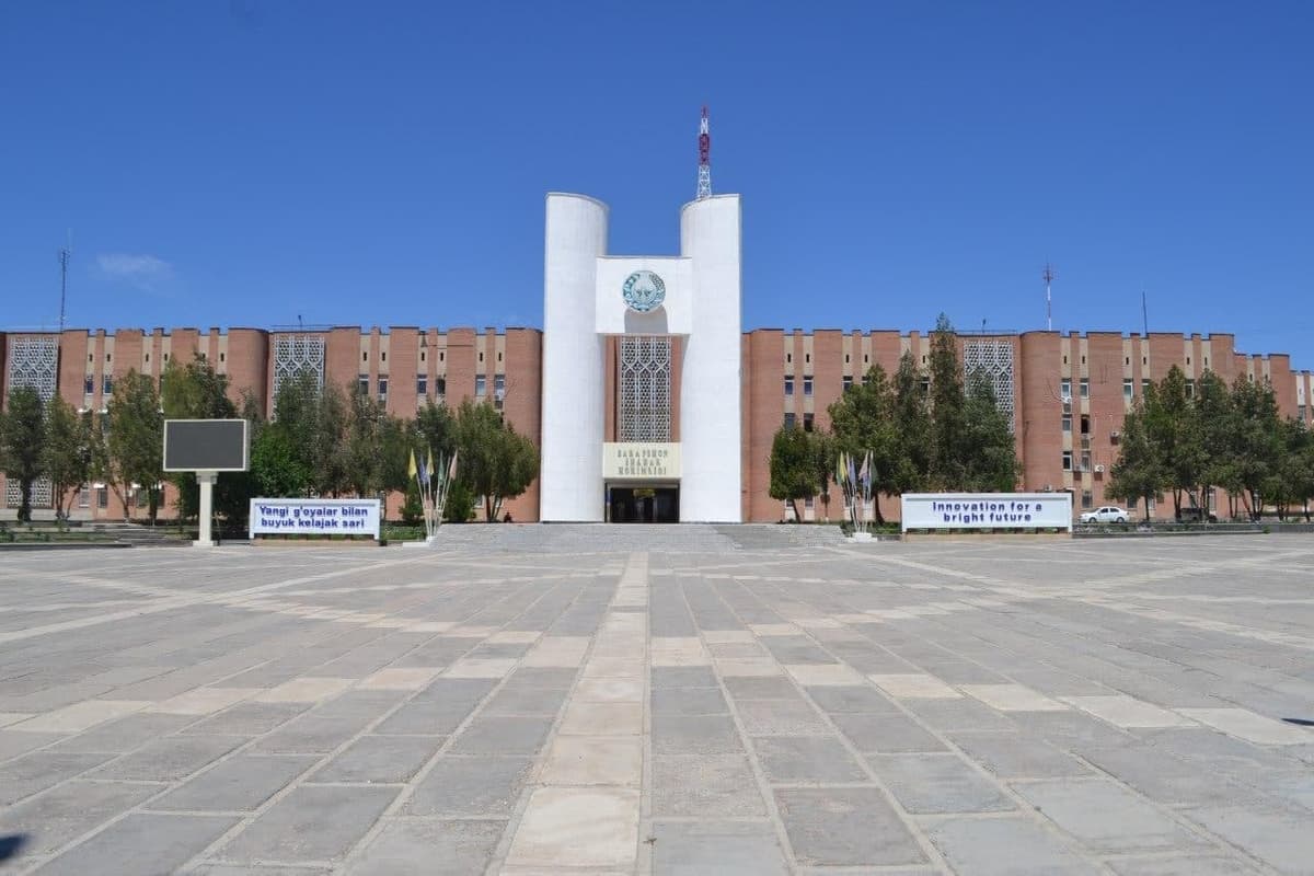 Reyting mashmashasi. Navoiyda testdan “yiqilgan” bitiruvchilar qo‘shni davlatlardagi OTMlarga hujjat topshirishga majburlanayotgani aytilmoqda