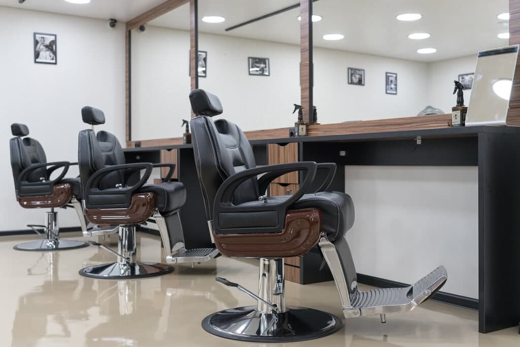 Namanganda go‘zallik salonlaridagi noqonuniy ishlarga chek qo‘yiladi