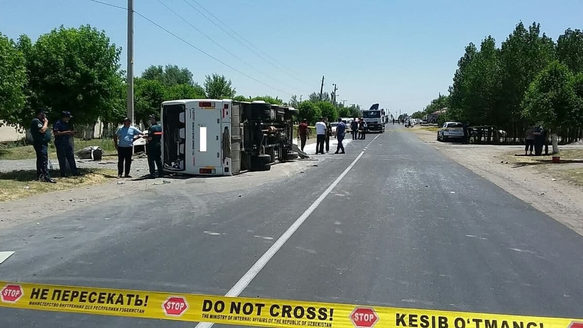 Samarqandda Isuzu avtobusi va Damas to‘qnashdi. Ikki kishi vafot etdi