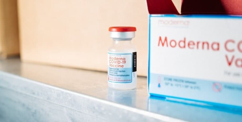 Moderna ўз вакцинаси рецепти билан бўлишмаслигини айтди