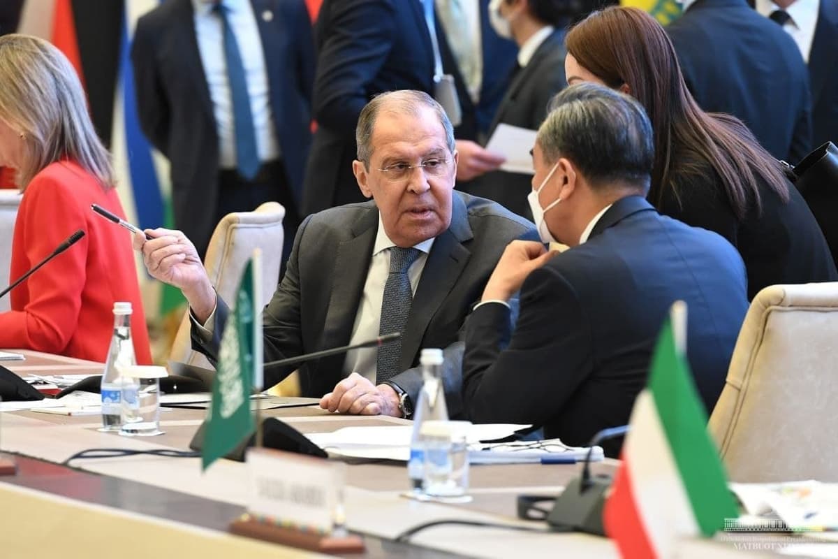 Lavrov: Afg‘onistondagi vaziyat qo‘shni davlatlarga real xavf tug‘dirmoqda