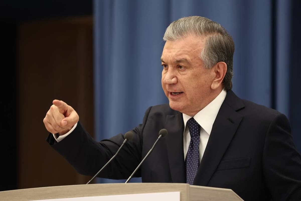 «Maktabning, muallimning nufuzini ko‘tarmasak, birorta jiddiy samaraga erisha olmaymiz» – Shavkat Mirziyoyev