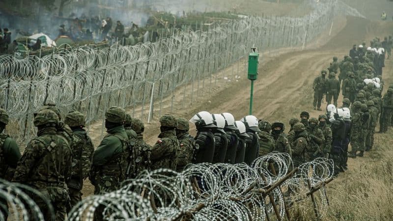Migrantlar orasida Germaniya yordami haqida mish-mish tarqaldi. Polsha chegarasidagi vaziyat bo‘yicha so‘nggi xabarlar