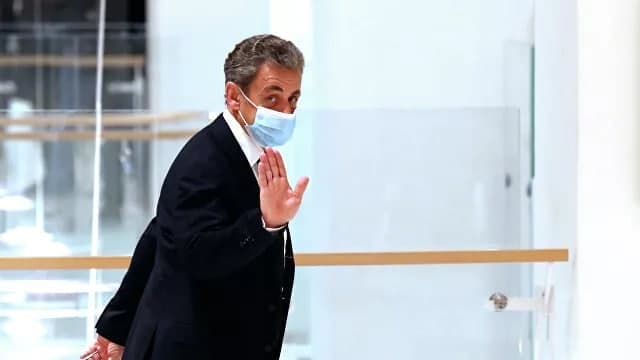 Французская прокуратура запросила шесть месяцев тюрьмы для Саркози