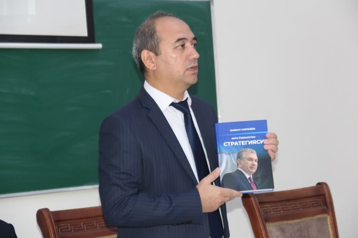 Farg‘ona davlat universitetida “Yangi O‘zbekiston strategiyasi” asari taqdimoti o‘tkazildi