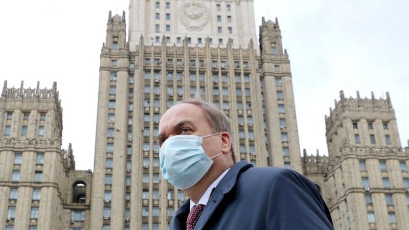 Diplomatik boykot: Rossiya elchisini Vashingtonga qaytarmayapti. Bu nimani anglatadi?