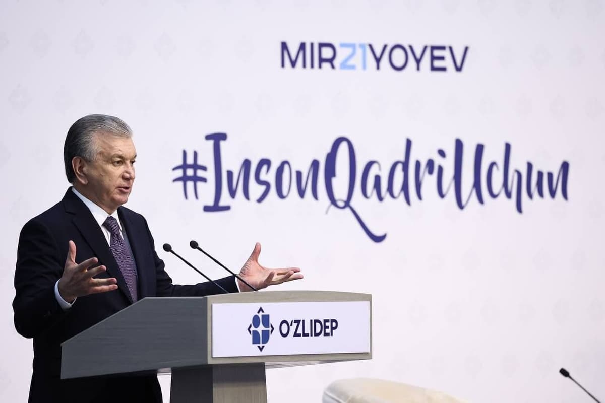 Kimdir bizga yoqmasa, uni tarixdan olib tashlamasligimiz kerak – Shavkat Mirziyoyev