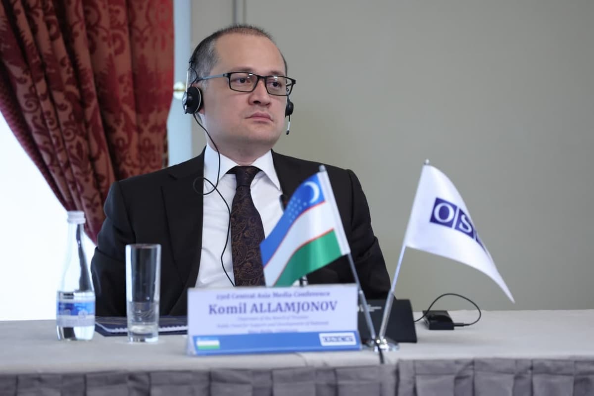 «Siyosiy jarayonlarning sukunatidan qutuldik» - Komil Allamjonov so‘z erkinligi va axborot urushlari haqida gapirdi