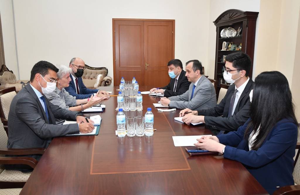 Deputy FM Gayrat Fozilov holds talks with newly appointed ambassador of Greece