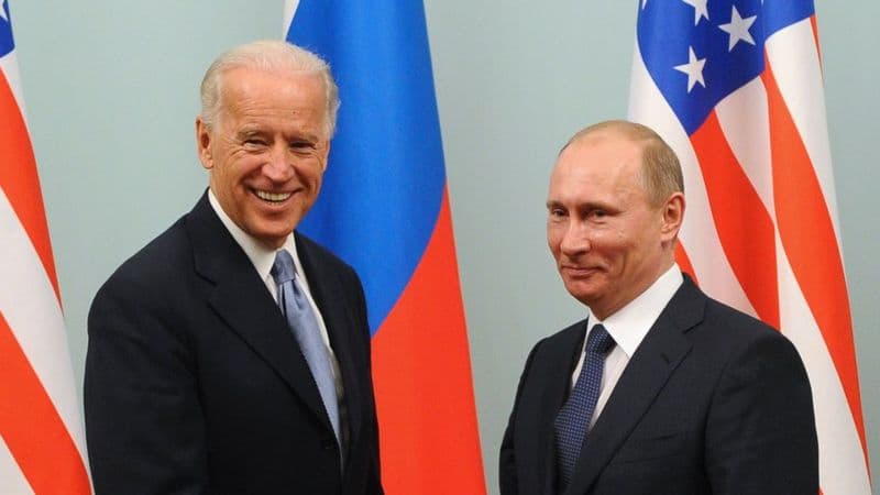 “Bu hamma uchun qiziq bo‘ladi”. Putin Bayden bilan jonli efirda suhbatlashmoqchi ekanligini aytdi