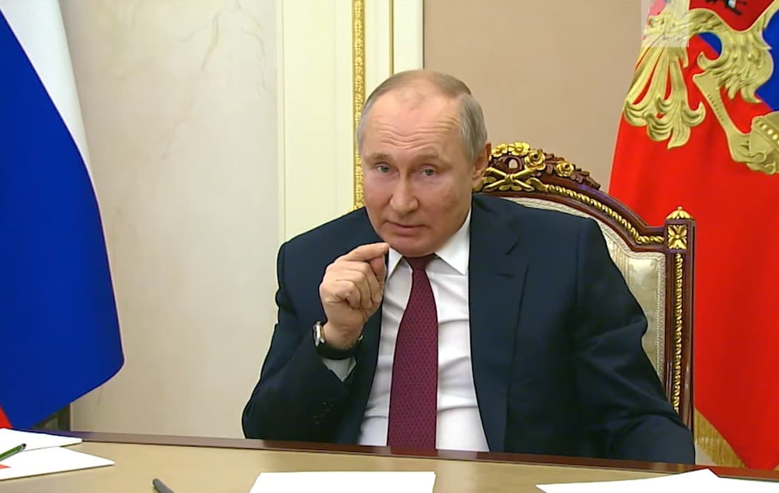 «Kim nima degan bo‘lsa, o‘zi shunaqa». Putin Baydenning so‘zlariga javob qaytardi