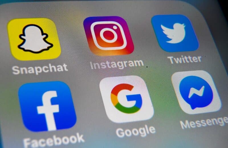 Rossiyada Google, Facebook va Twitter yirik miqdorda jarimaga tortildi