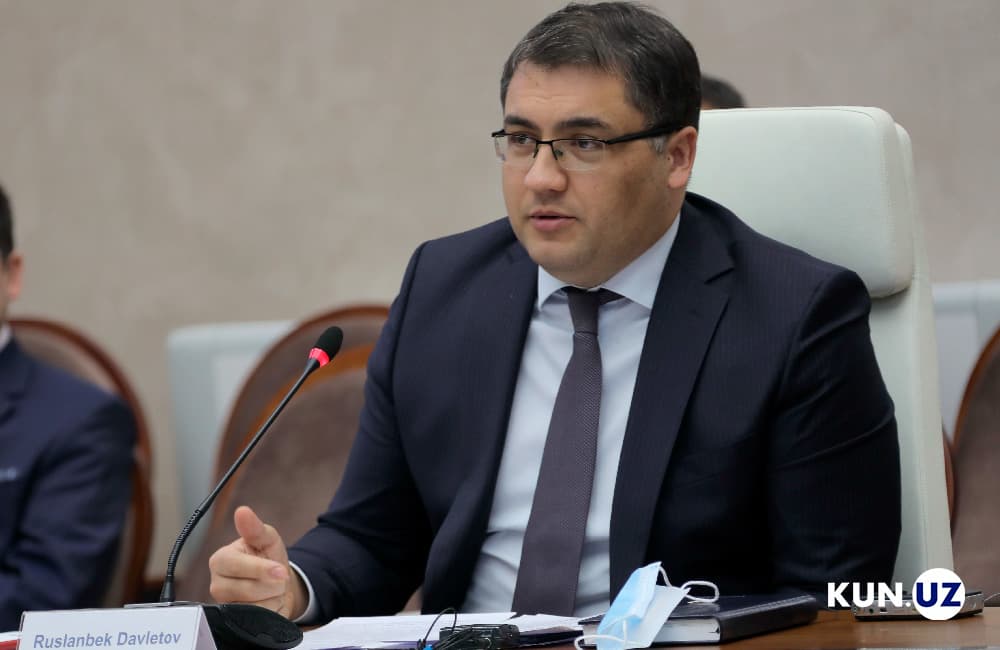 Adliya vaziri: Amaldorlarning ko‘chmas mulklari va mashinalari to‘g‘risidagi axborotlar ochiqlanishi kerak