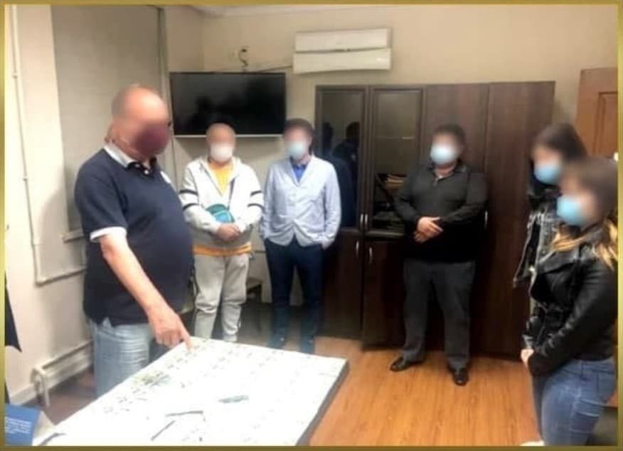 Bo‘stonliqda 10 gektar yerni qariyb 2 mln dollarga sotmoqchi bo‘lgan shaxslar qo‘lga olindi