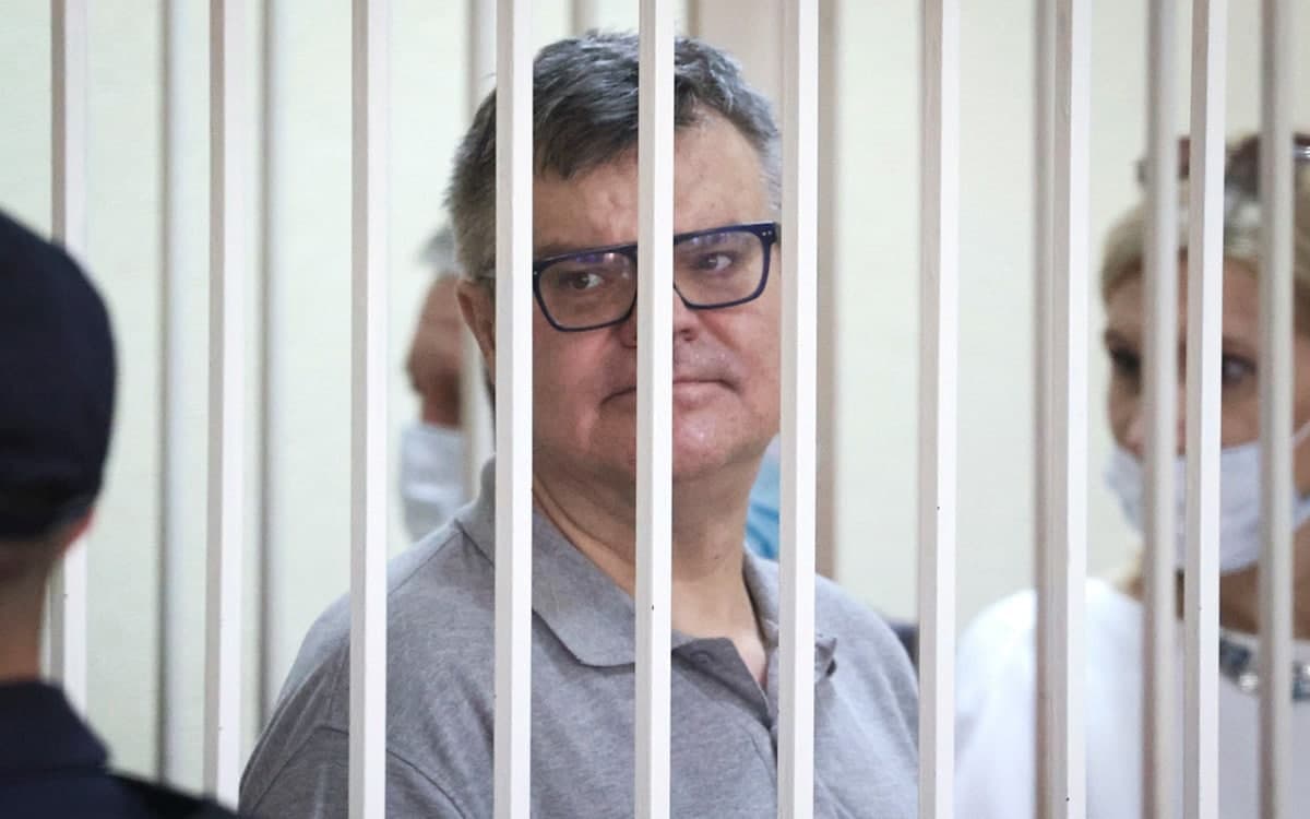 Европа Иттифоқи Беларусдан Виктор Бабарикони дарҳол озод этишни талаб қилди