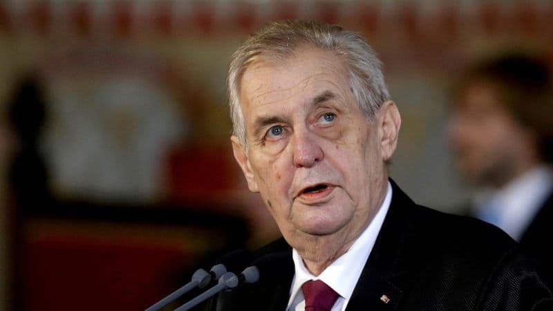 Chexiya prezidenti o‘z vakolatlaridan mahrum etilmaydigan bo‘ldi