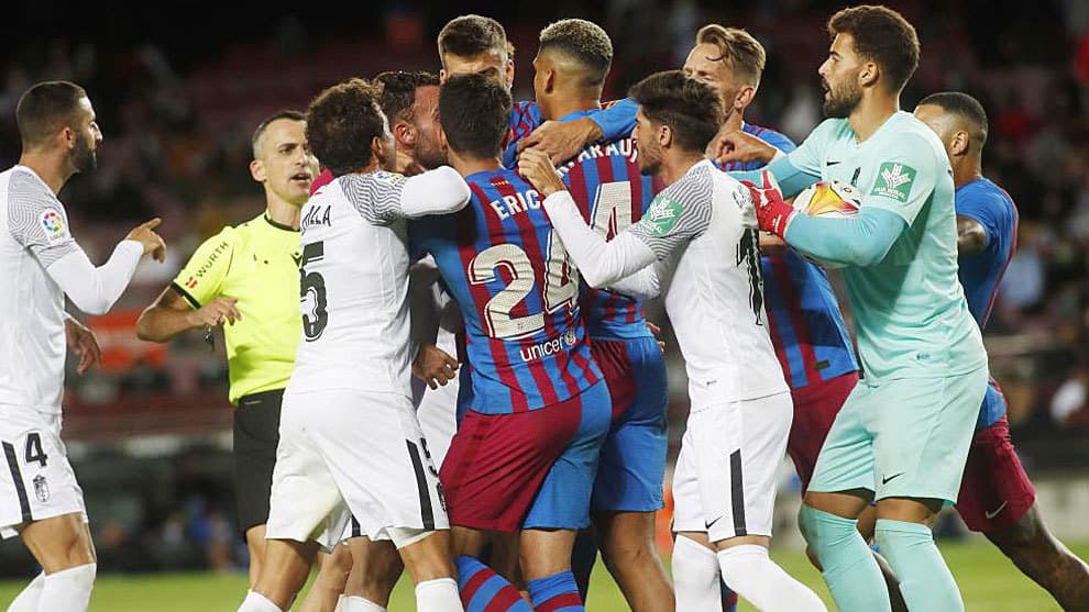 La Liga. «Barselona» «Granada» bilan bahsda 90-daqiqada mag‘lubiyatdan qutulib qoldi