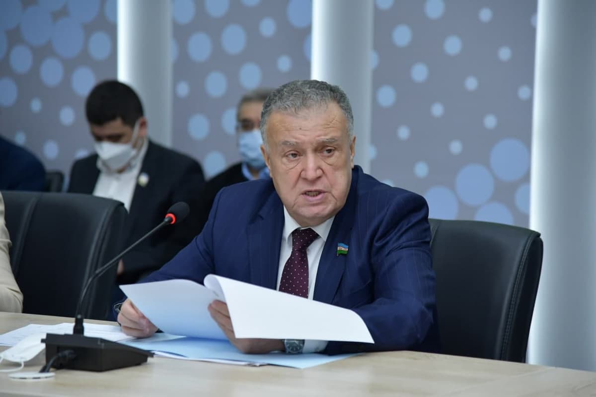 «Bir maktabga to‘rttalab karnay, nog‘oralar berilgan, chaladigan odam yo‘q» - Baxtiyor Sayfullayev