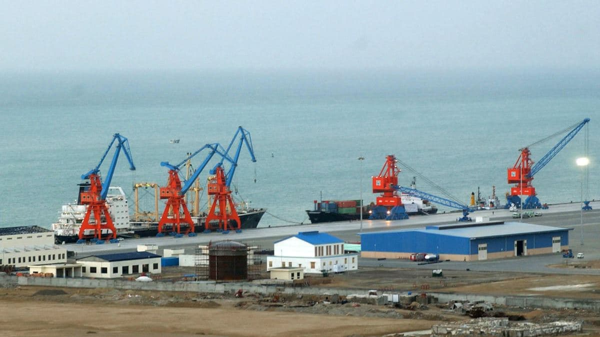 Узбекистан планирует использовать морские порты Пакистана для увеличения объемов торговли