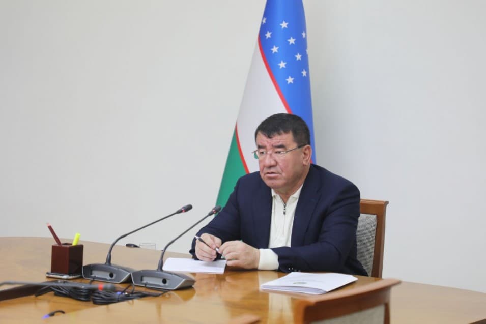 To‘ra Bobolov ikkita tuman hokimiga intizomiy jazo qo‘lladi