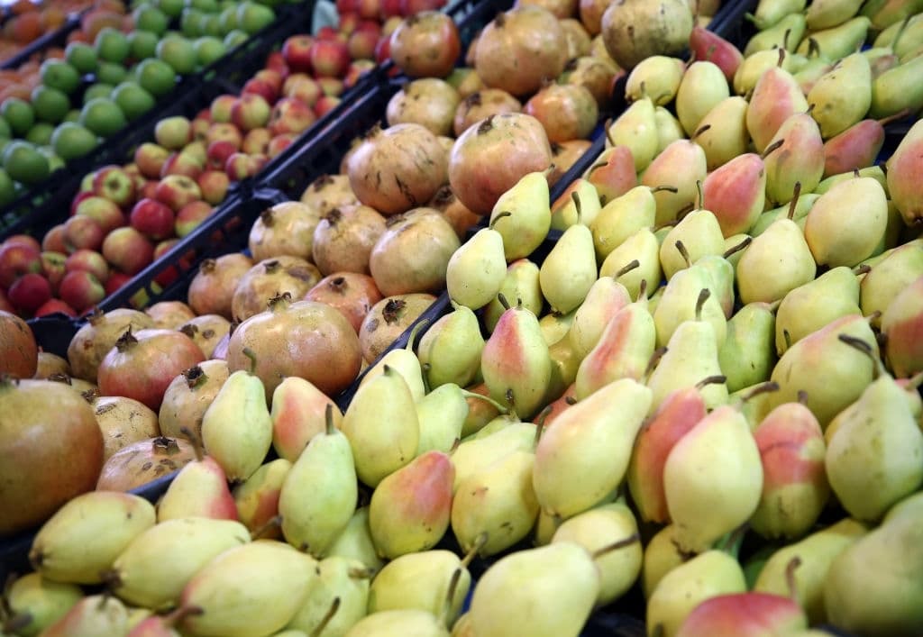 Uzbekistan to send first express train with fresh vegetables and fruits to Moscow in November