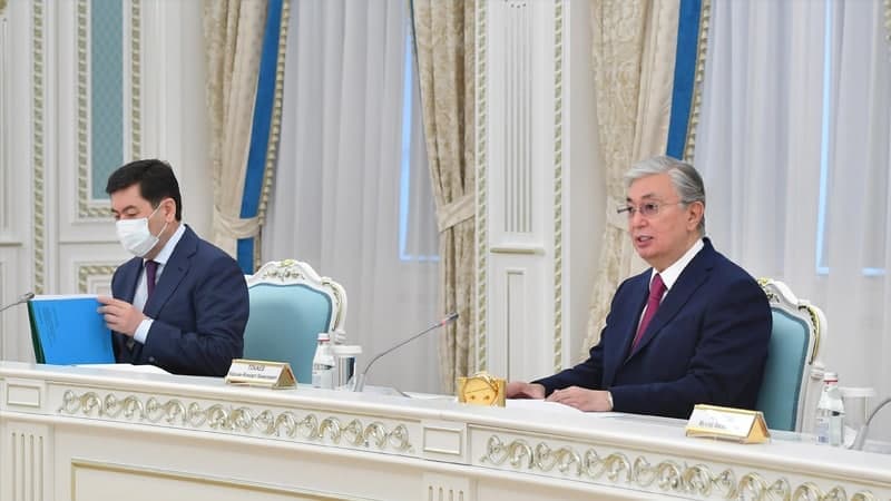 Kassym-Jomart Tokayev invites Shavkat Mirziyoyev to visit Kazakhstan