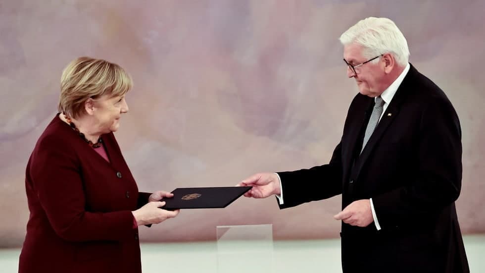 Angela Merkel endi kansler emas. Germaniya prezidenti unga vakolat muddati yakunlanganini aytdi