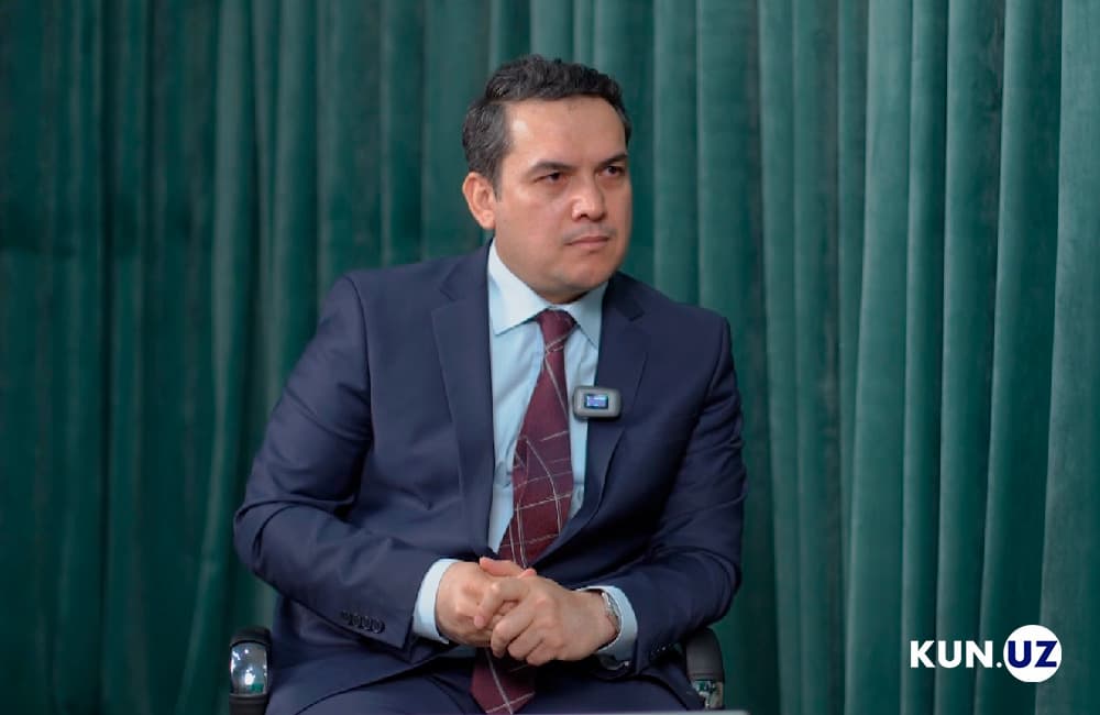«Endi o‘zbek tili ham chet tili sifatida o‘qitiladi» – Ta'lim markazi direktori muhokamadagi mavzu yuzasidan tushuntirish berdi