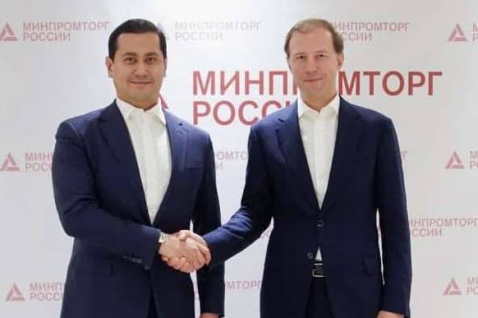 Rossiya sanoat va savdo vaziri O‘zbekistonga keldi