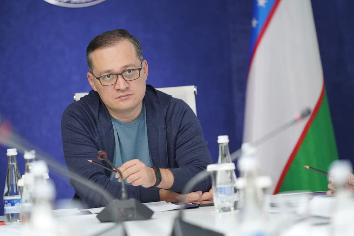 Komil Allamjonov: «Avtomaktablar pul qilish bilan ovora. Natijada har oyda yo‘lga minglab «potensial qotillar» chiqariladi»