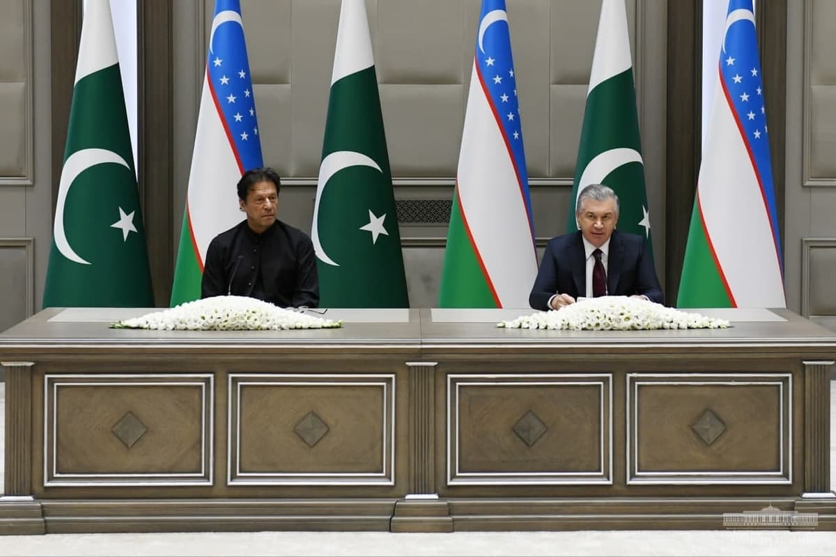 Shavkat Mirziyoyev: “Strategik sheriklik deklaratsiyasi Pokiston bilan aloqalarimiz tarixida yangi davrni boshlab beradi”