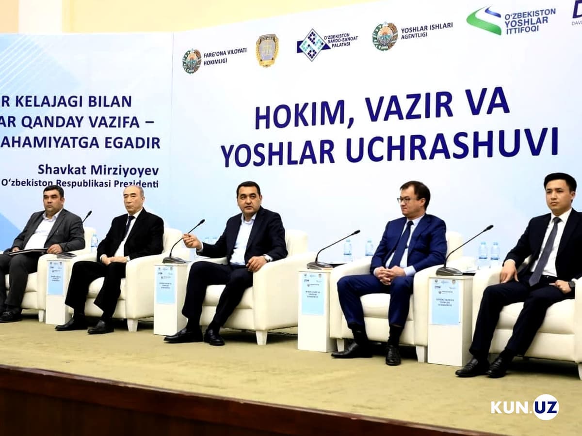 Farg‘onada amaldorlar yoshlar bilan uchrashdi. Bozorov yil oxirigacha yoshlar muammolari bo‘yicha katta o‘zgarishlar bo‘lishini aytdi