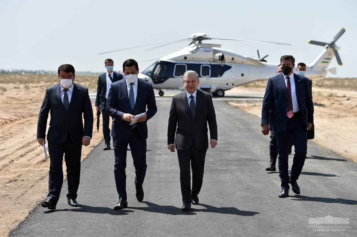 Prezident Surxondaryo viloyatiga tashrifini Sheroboddan boshladi. Tumanda quyosh fotoelektr stansiyasi qurilishiga start berildi