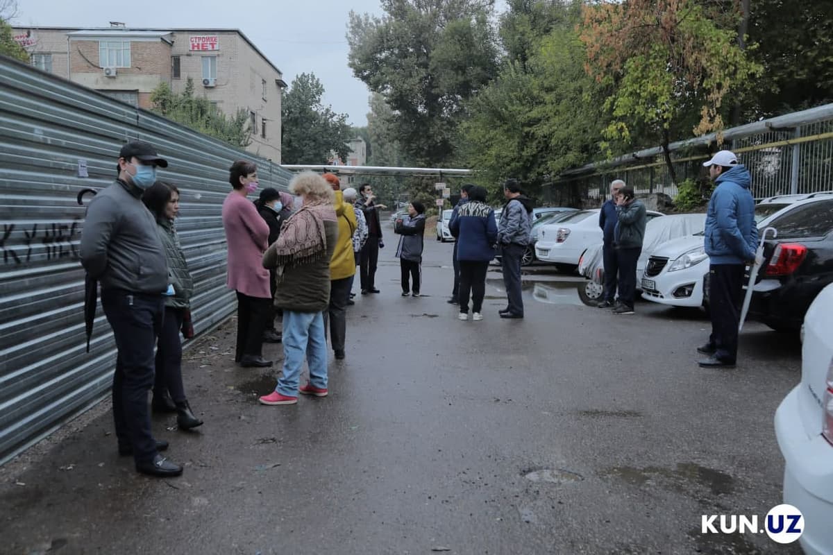 Абай кўчасидаги можароли қурилишдан воз кечилгани йўқ. Аҳоли норозилиги давом этмоқда